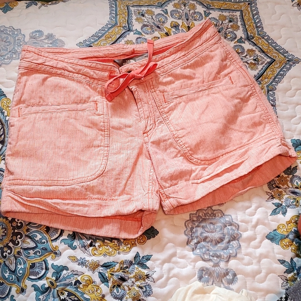 The North Face Linen Blend Shorts | Size 0 Regular